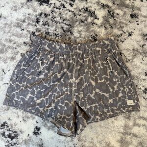 Vuori Women's Patterned Gray Athletic Shorts